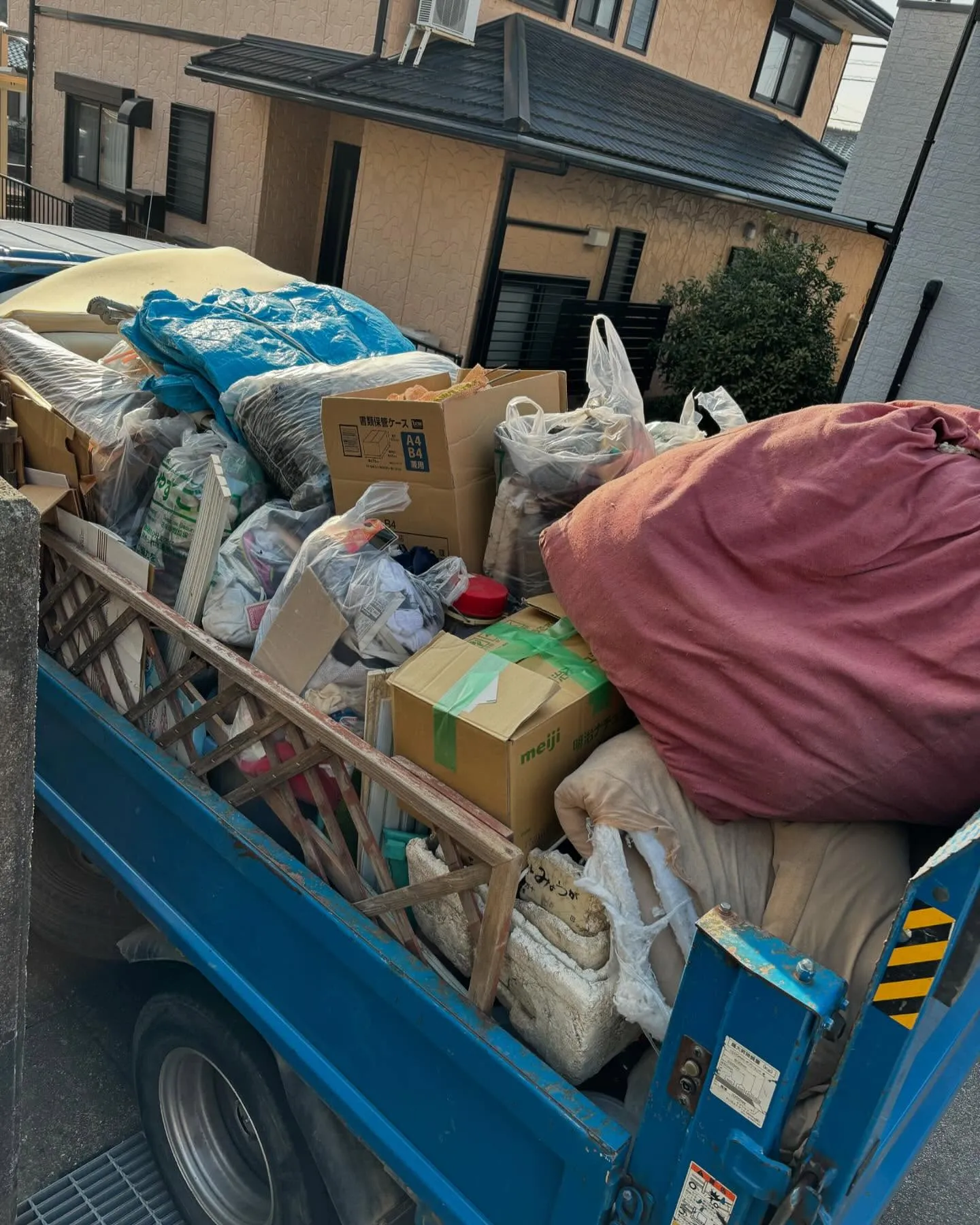 本日は不用品の片付けお手伝いのご依頼でした。